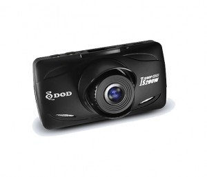 Mini Kamera do auta DOD IS200W s FULL HD